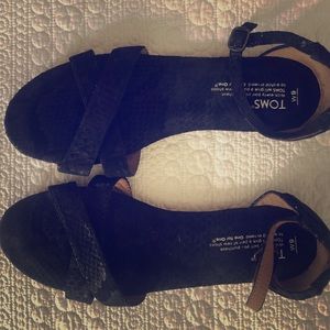 Toms Black Sandals - size 9